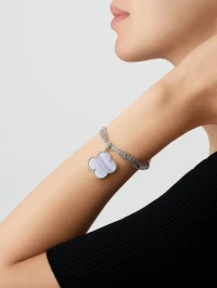 Van Cleef & Arpels Длинное колье Magic Alhambra Van Cleef & Arpels Длинное колье Magic Alhambra
