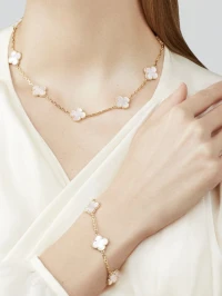 Van Cleef & Arpels Vintage Alhambra