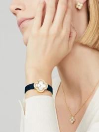 Van Cleef & Arpels Подвеска Vintage Alhambra Van Cleef & Arpels Подвеска Vintage Alhambra