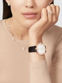 Van Cleef & Arpels Колье Fleurette Van Cleef & Arpels Колье Fleurette