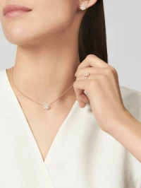 Van Cleef & Arpels Подвеска Fleurette Van Cleef & Arpels Подвеска Fleurette