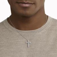 Round Diamond Cross Medium Pendant Graff