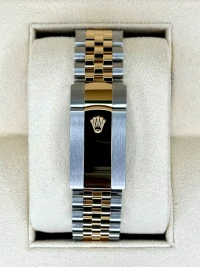 Rolex Sky-Dweller Rolex Sky-Dweller