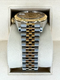 Rolex Sky-Dweller Rolex Sky-Dweller