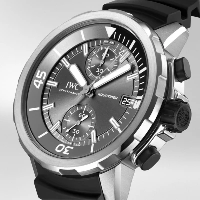 IWC Aquatimer Chronograph Edition «Sharks» IWC Aquatimer Chronograph Edition «Sharks»
