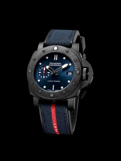 Panerai Submersible Luna Rossa Carbotech™ Panerai Submersible Luna Rossa Carbotech™