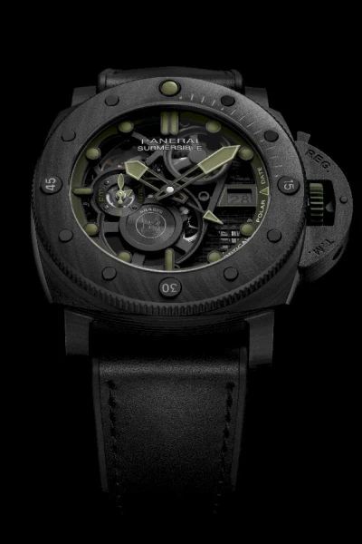 Panerai Submersible S Brabus Carbotech™ Panerai Submersible S Brabus Carbotech™