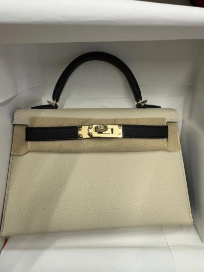 Hermes Kelly 20 Panda Craie Noir / Epsom / Ghw Hermes Kelly 20 Panda Craie Noir / Epsom / Ghw