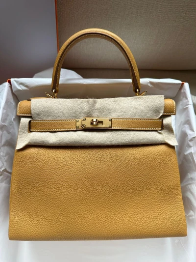 Hermes Kelly 28 Natural Sable / Togo / Ghw W Hermes Kelly 28 Natural Sable / Togo / Ghw W