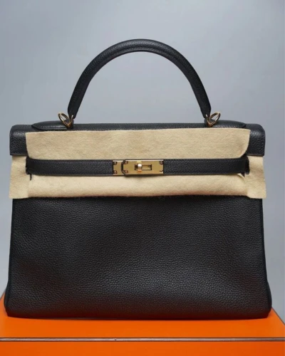 Hermes Kelly 32 noir / Togo / ghw Hermes Kelly 32 noir / Togo / ghw