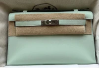 Hermes Kelly Pochette Vert Peppermint / Swift / PhW Hermes Kelly Pochette Vert Peppermint / Swift / PhW
