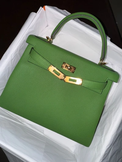 Hermes Kelly 28 vert Yucca / Togo / GHW B